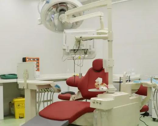 煙臺洛神牙天使口腔門診部_治療室