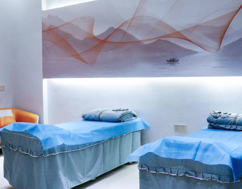 信陽(yáng)美星醫(yī)療整形門(mén)診部_治療室