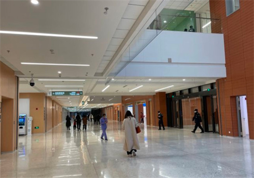 新疆石河子大學(xué)醫(yī)學(xué)院第一附屬醫(yī)院整形美容科_醫(yī)院環(huán)境