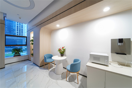 襄陽柯孟陶醫(yī)療美容診所_病房環(huán)境