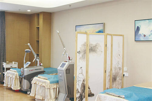 襄陽柯孟陶醫(yī)療美容診所_皮膚治療室