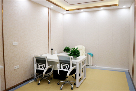 武漢芯動(dòng)醫(yī)療美容門診部_咨詢室