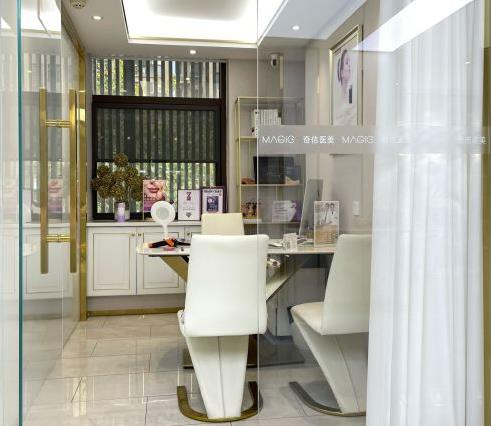武漢奇佶醫(yī)療美容門診部_咨詢室