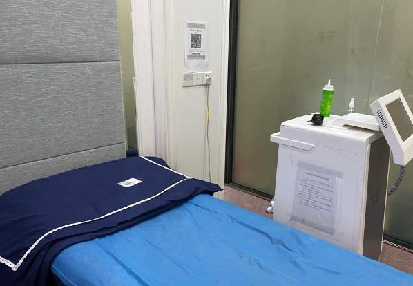 武漢詮美醫(yī)療美容門(mén)診部_皮膚治療室