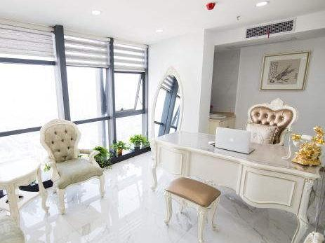 武漢美麗力量醫(yī)療美容門(mén)診部_咨詢(xún)室