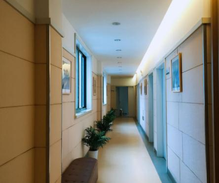 無錫愛思特整形美容醫(yī)院_走廊