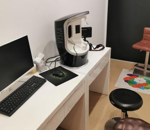 溫州藝星醫(yī)學(xué)美容醫(yī)院_皮膚檢測室