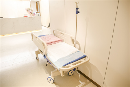 渭南現(xiàn)代婦科醫(yī)院整形外科_移動(dòng)輸液