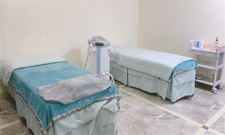 銅仁白領(lǐng)醫(yī)療美容門診部 銅仁白領(lǐng)醫(yī)療美容門診部