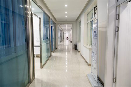 唐山紫水仙醫(yī)療美容診所_醫(yī)院環(huán)境