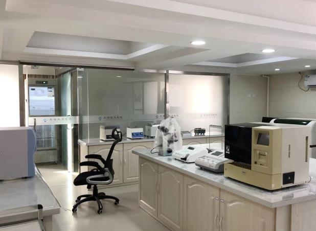 唐山祥云京城皮膚醫(yī)院_治療室