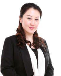 張?jiān)受?/></a></div>
                        <div>
                            <h4><a href=