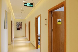 珠海吉大郭閆伏醫(yī)療美容診所