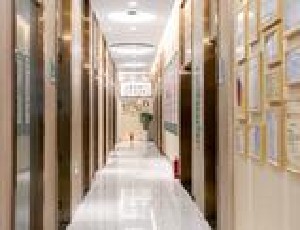 襄陽(yáng)維樂(lè)口腔門(mén)診部